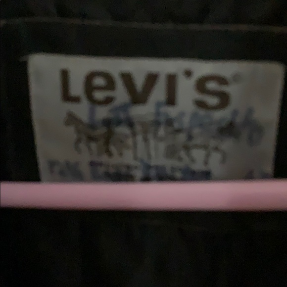 Leather jacket - Picture 3 of 3